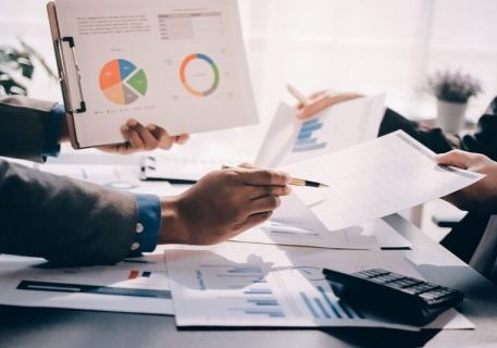 Recht op alle voordelen uit aandelen is aanmerkelijk belang