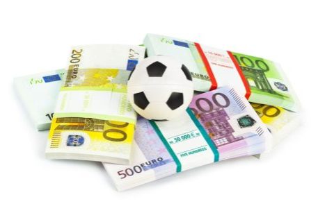 Bestuurder voetbalclub vrijgepleit van vergrijpboete bij spelerstransfer